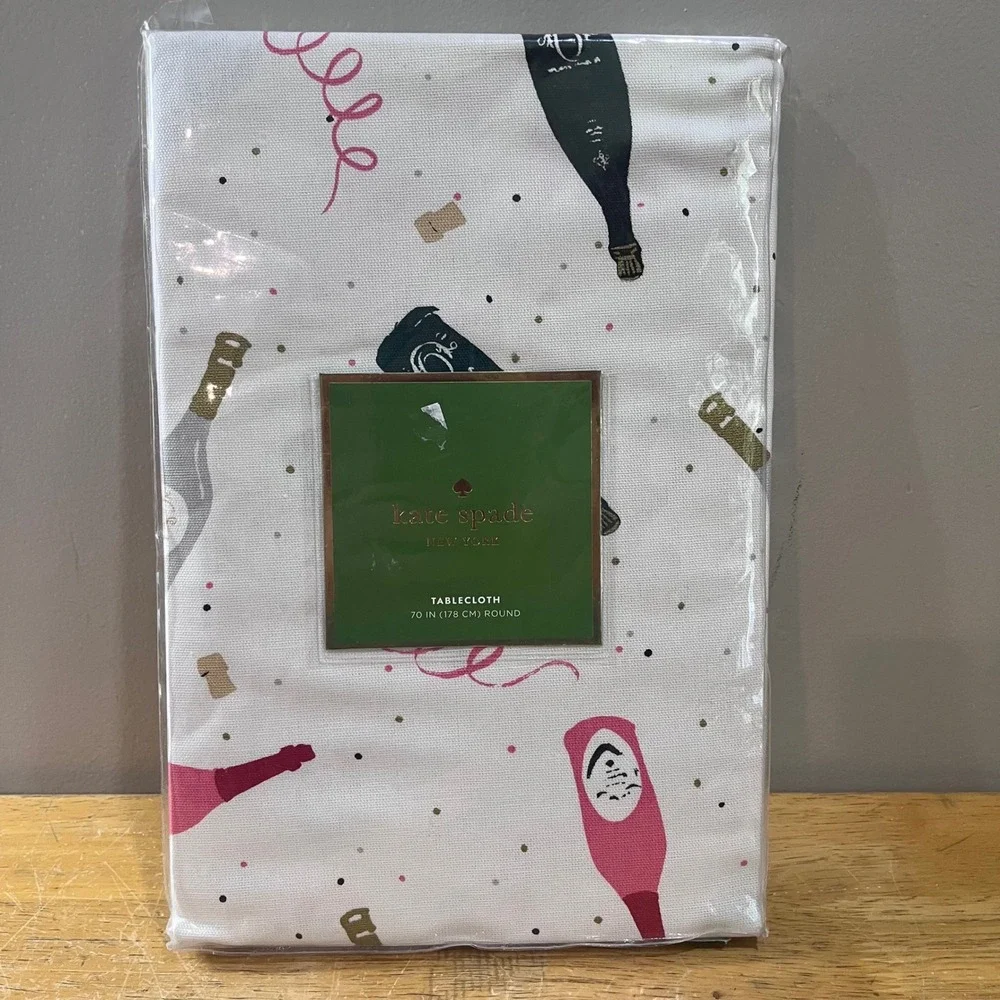 Kate Spade Champagne Celebration Tablecloth 70 Round‎ White Pink Gold New